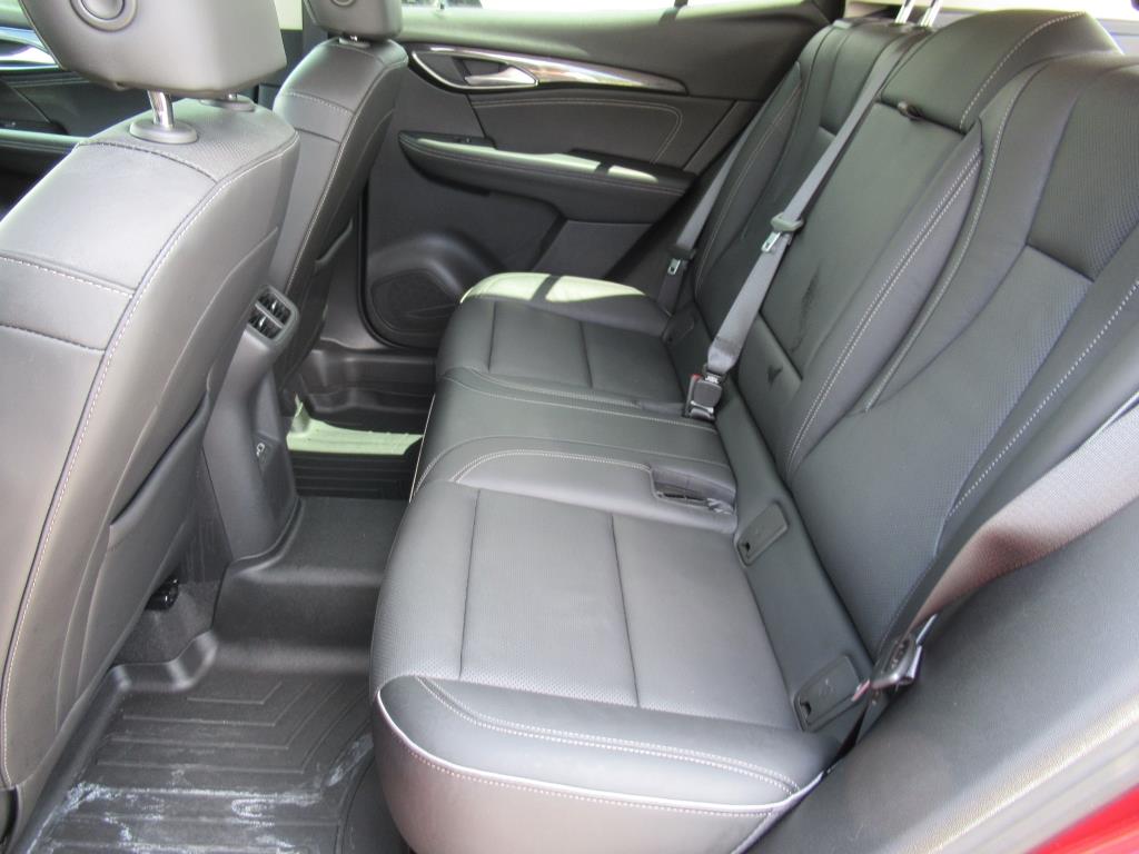 2021 Buick Envision Essence photo 25