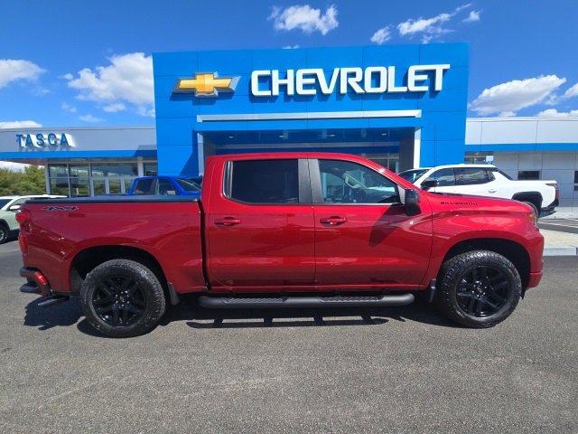 2025 Chevrolet Silverado 1500 RST photo 3