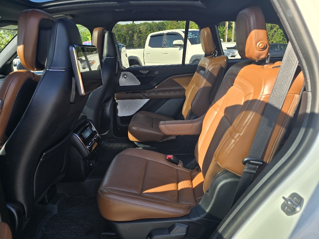 2021 Lincoln Aviator Grand Touring photo 10
