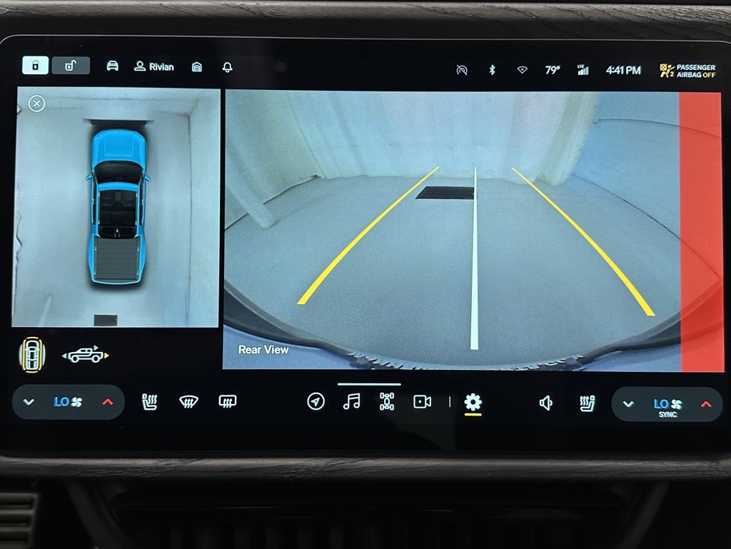 2022 Rivian R1T Launch Edition photo 31