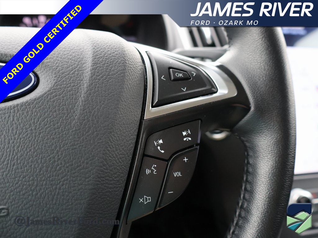 2024 Ford Edge SEL photo 24