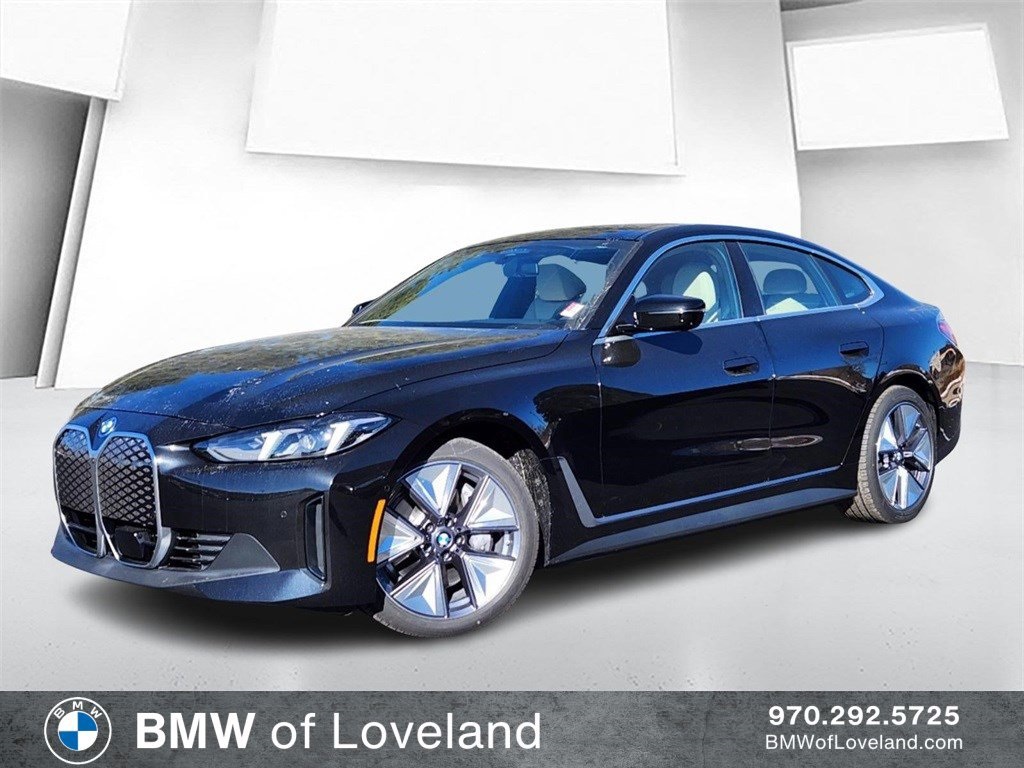 2025 BMW i4 40's photo