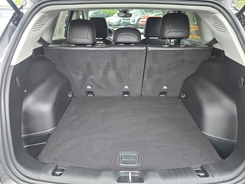 2022 Jeep Compass Latitude photo 24