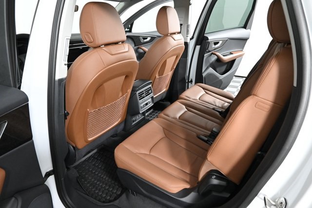 2024 Audi Q7 45 Premium photo 14