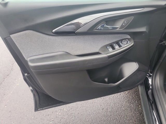 2023 Chevrolet Trailblazer LT photo 7