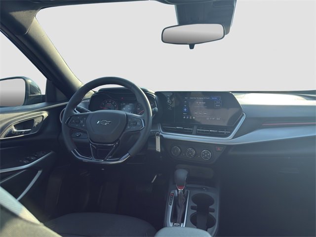 2025 Chevrolet Trax photo 13