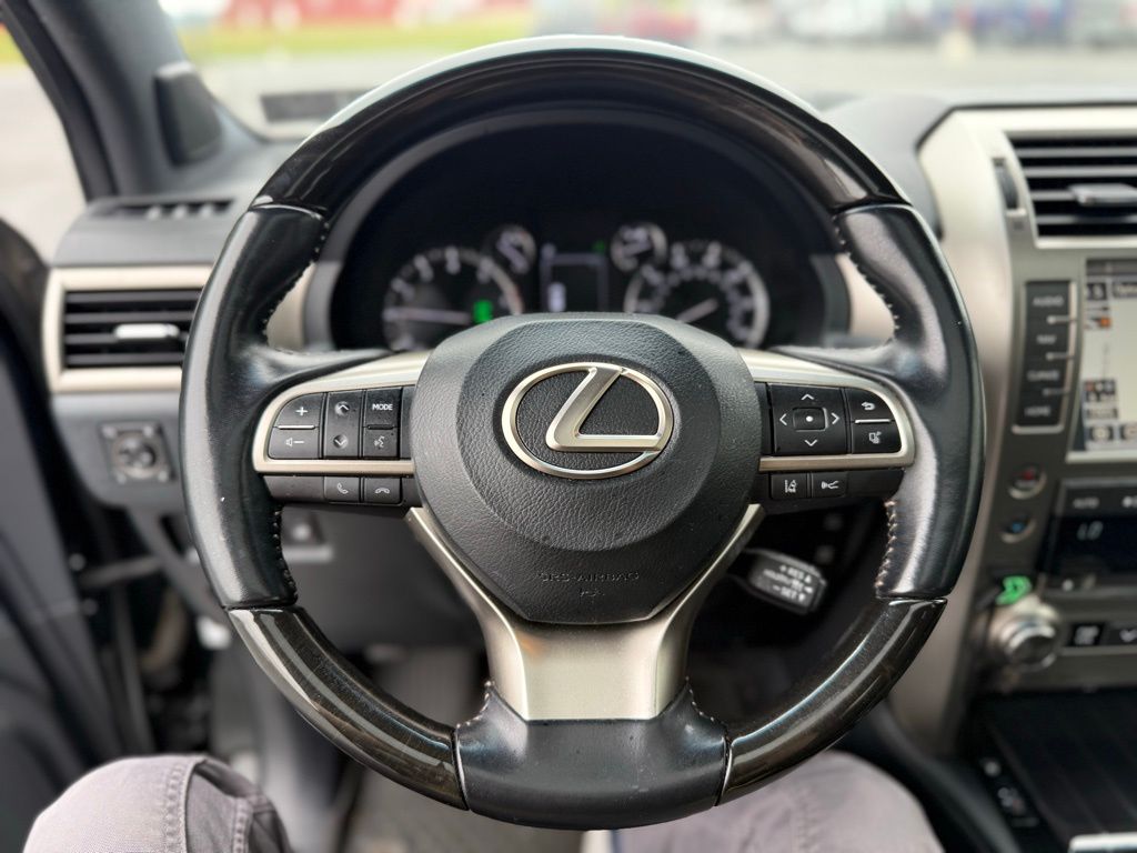 2021 Lexus GX 460 photo 6