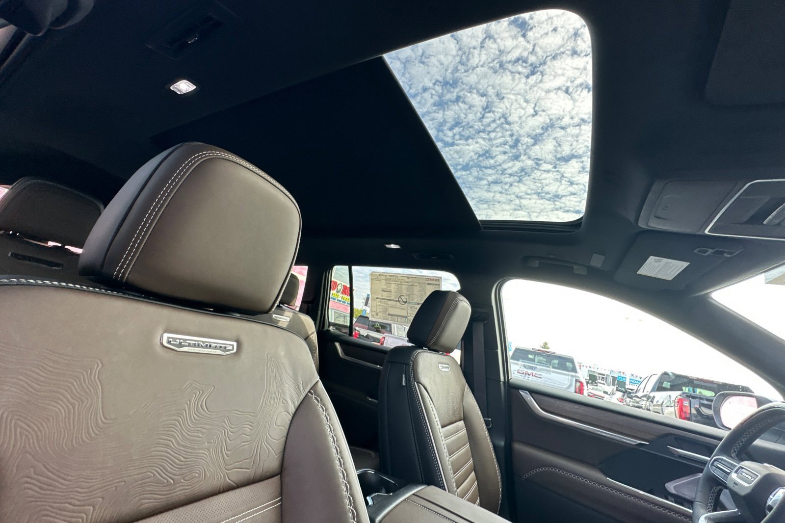 2026 Gmc Acadia Denali photo 16