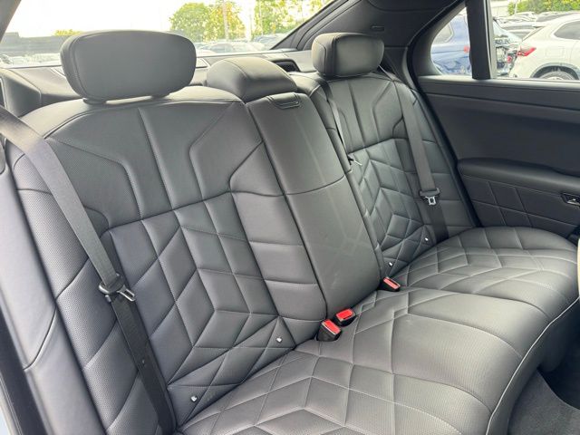 2024 Bmw 760i photo 23