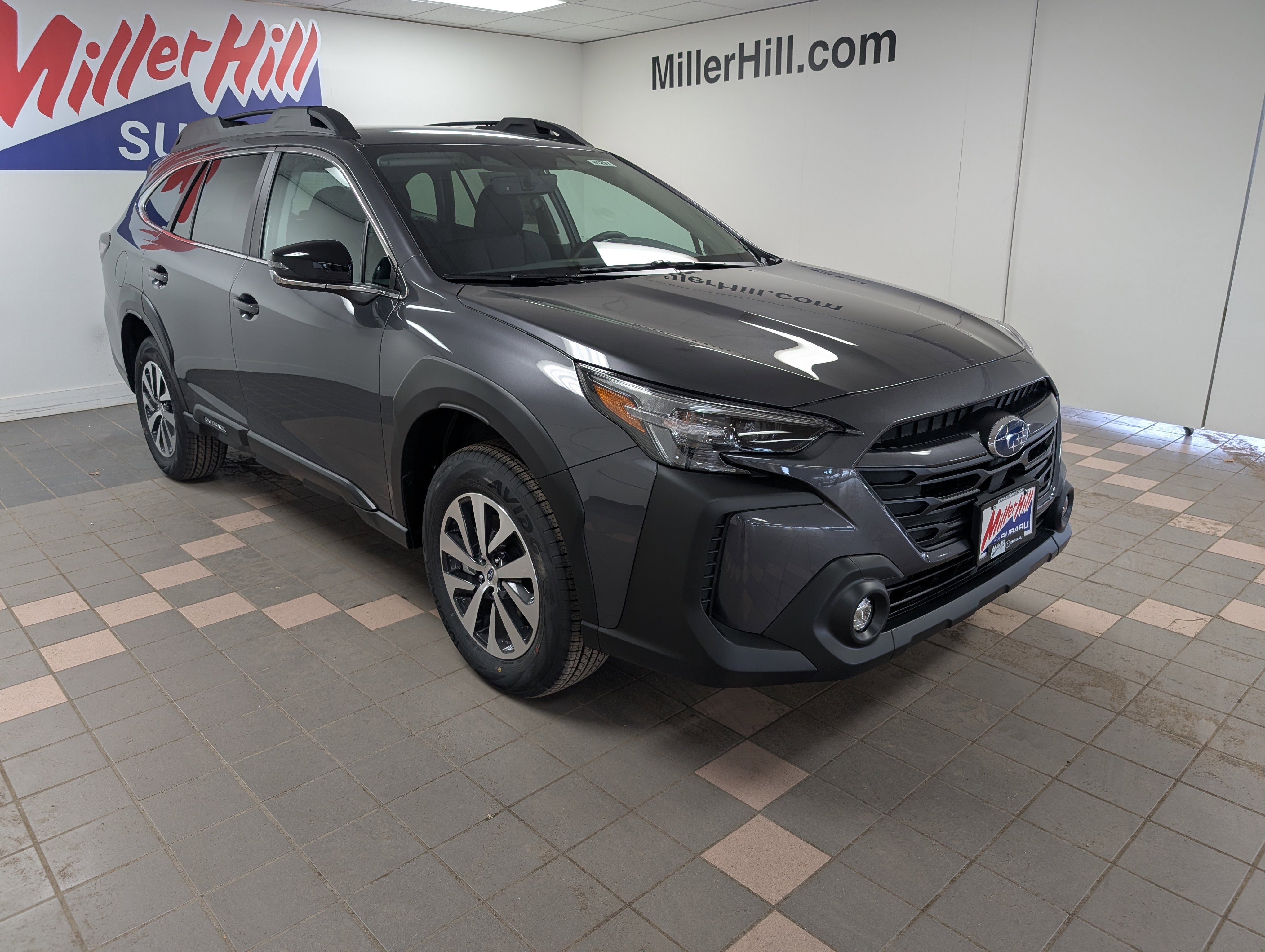 2025 Subaru Outback Premium photo 4