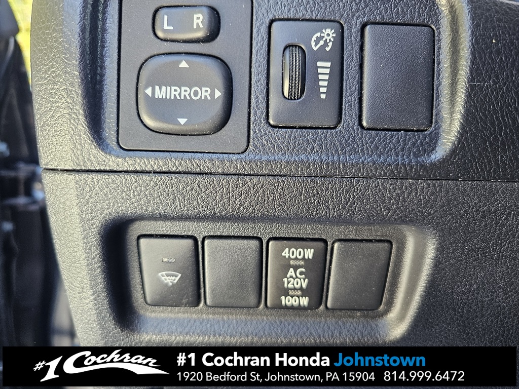 2018 Toyota 4Runner SR5 photo 14