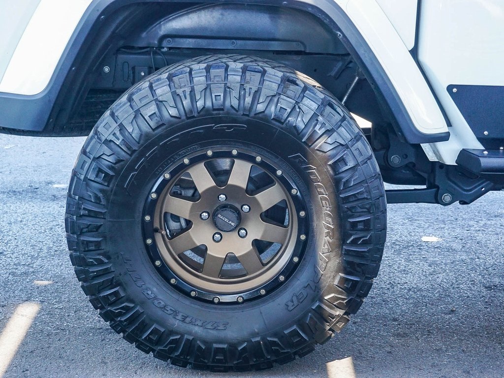2020 Jeep Gladiator Overland photo 8