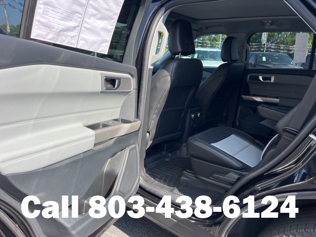 2023 Ford Explorer XLT photo 4