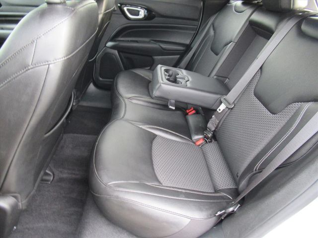 2024 Jeep Compass Latitude photo 25