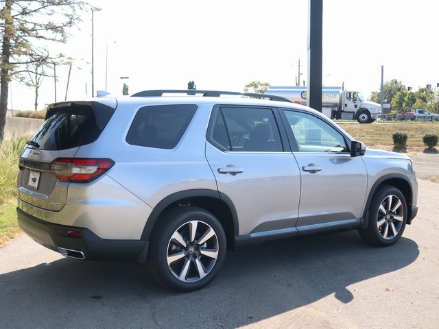 2025 Honda Pilot Touring photo 34