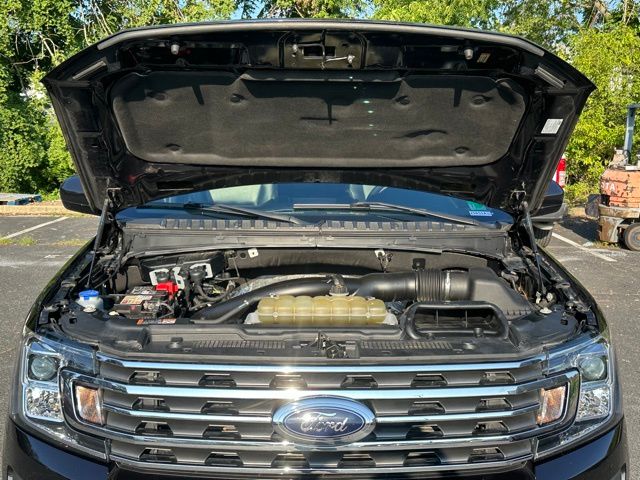 2021 Ford Expedition MAX XLT photo 14