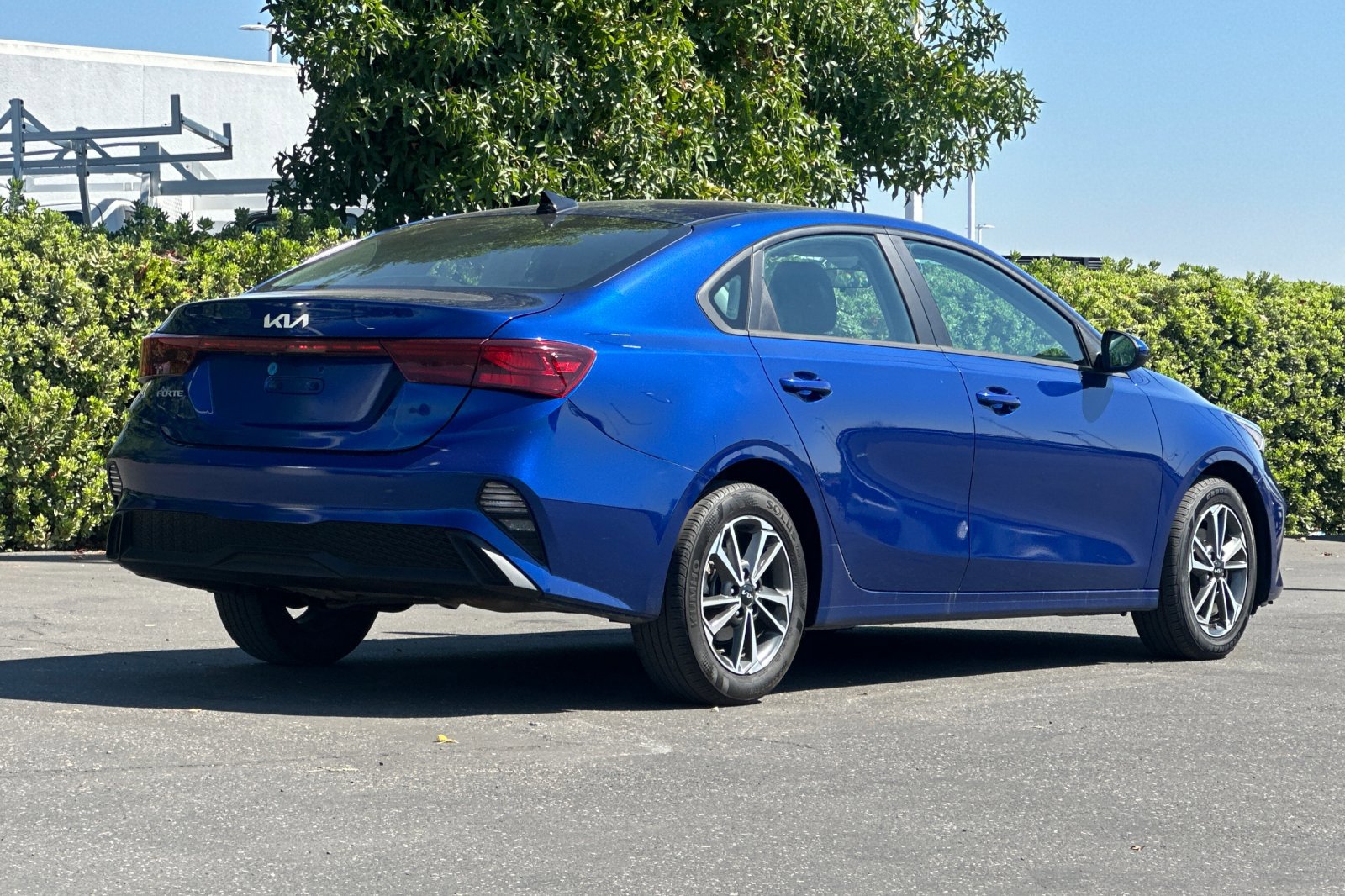 2023 Kia Forte LXS photo 4