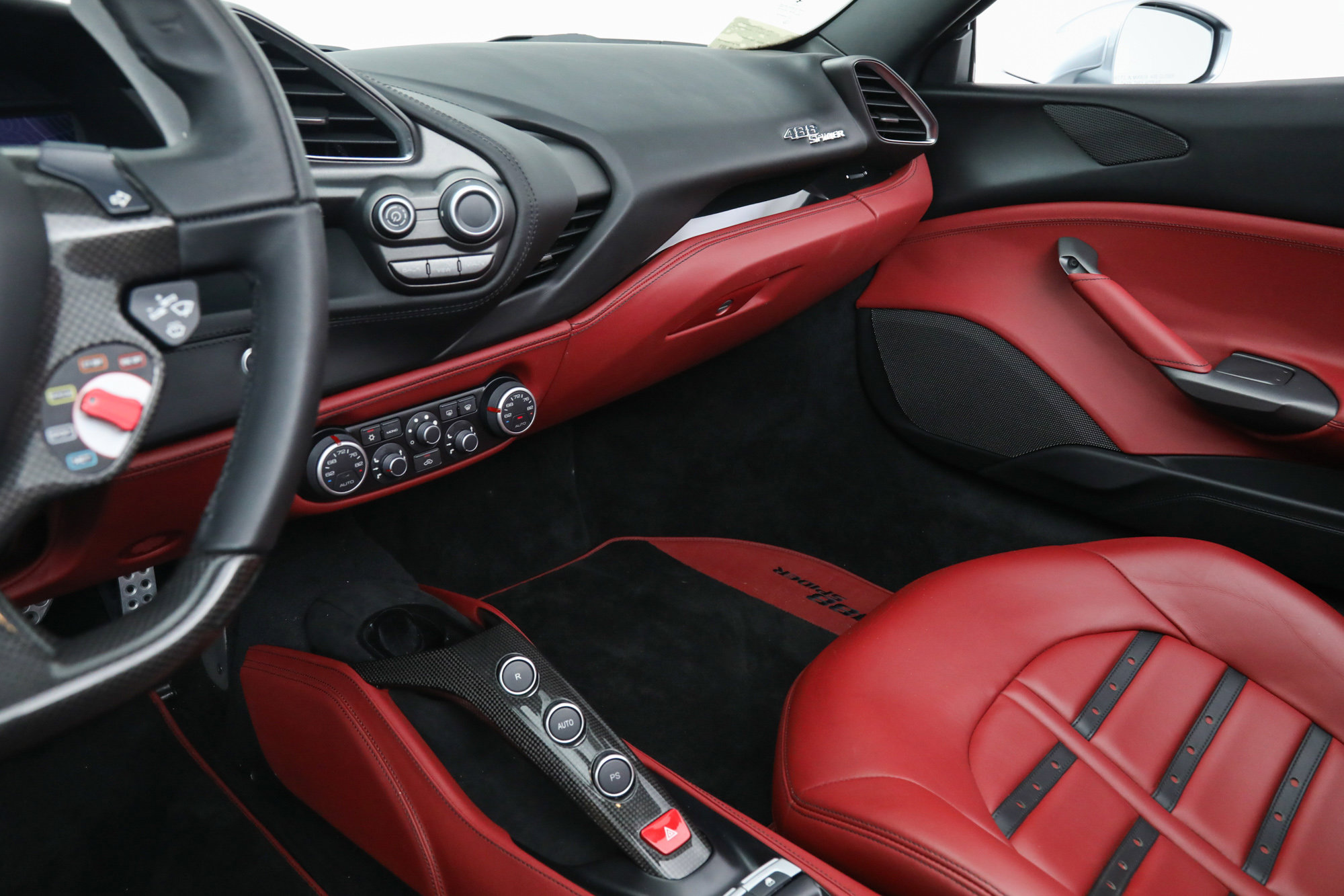 2017 Ferrari 488 Spider photo 32