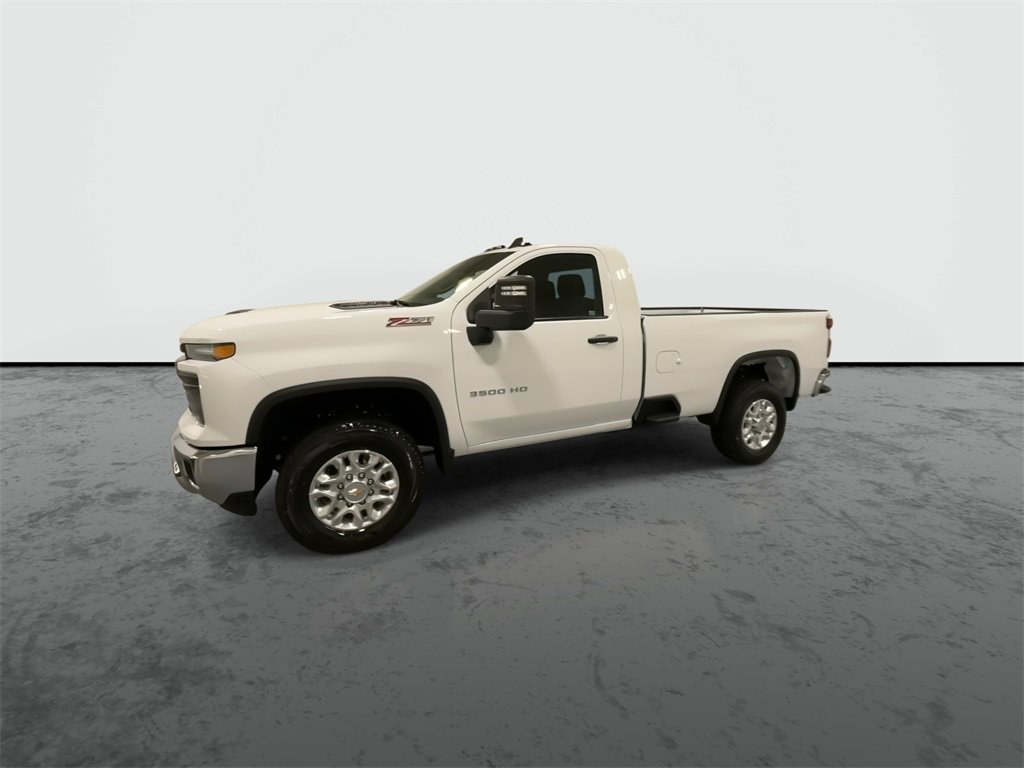 2026 Chevrolet Silverado 3500HD photo 4