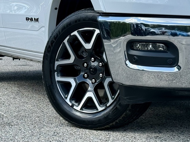 2025 Ram 1500 Laramie photo 2