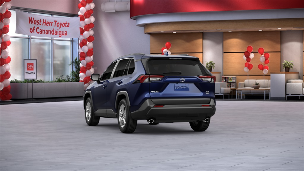 2025 Toyota RAV4 XLE photo 6