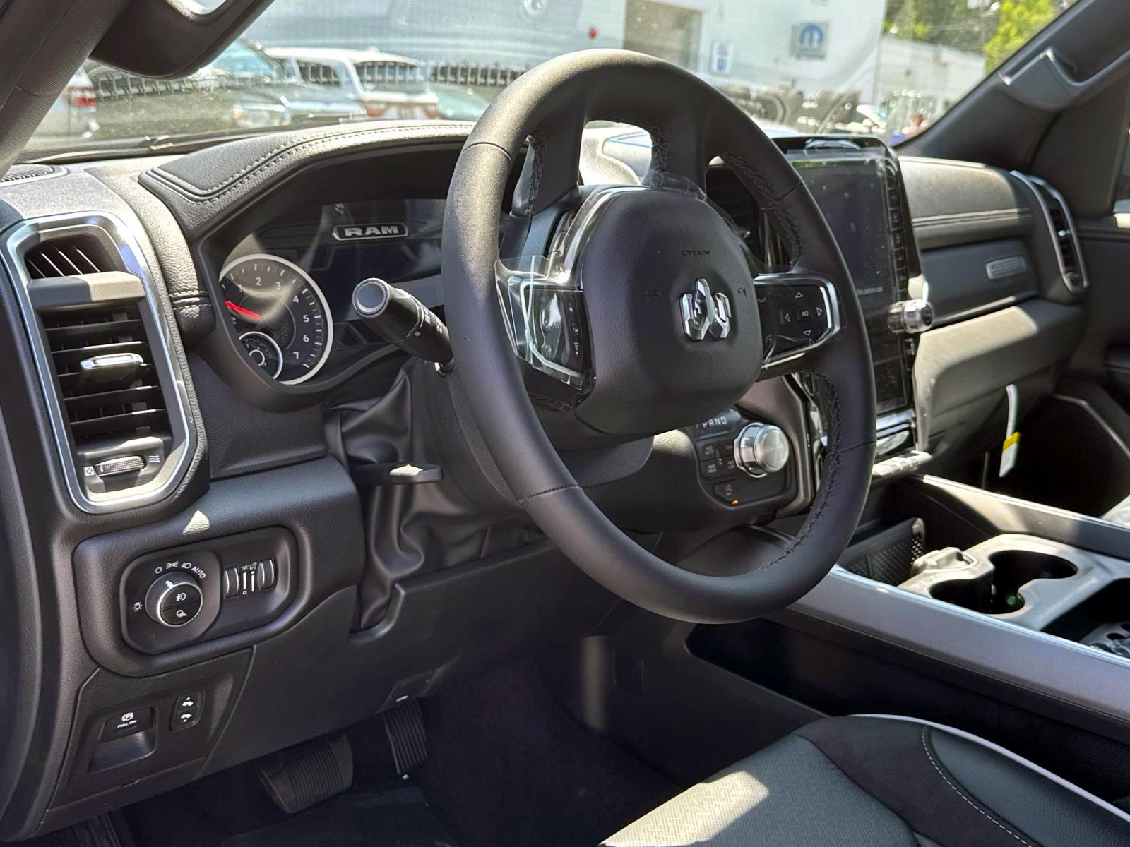 2025 Ram 1500 Laramie photo 9