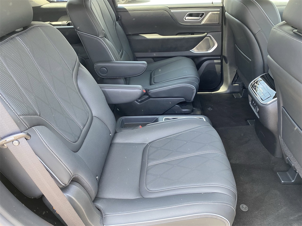 2025 Infiniti QX80 Sensory photo 11