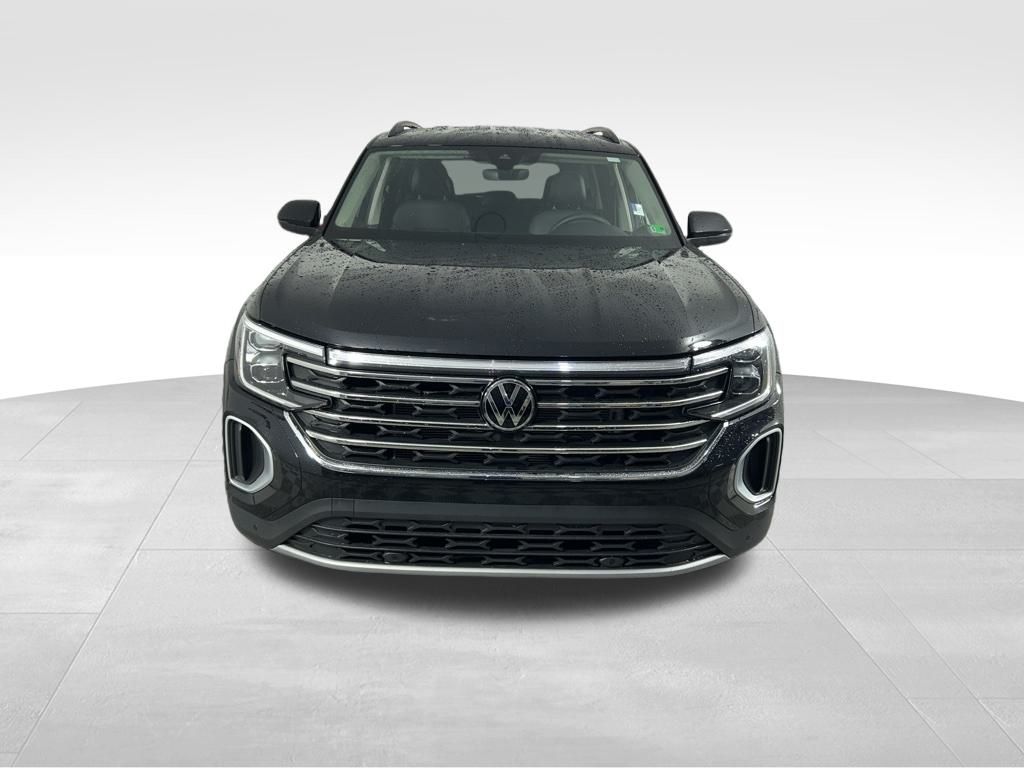2024 Volkswagen Atlas SE Technology photo 3