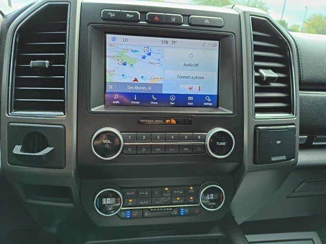 2020 Ford Expedition XLT photo 23