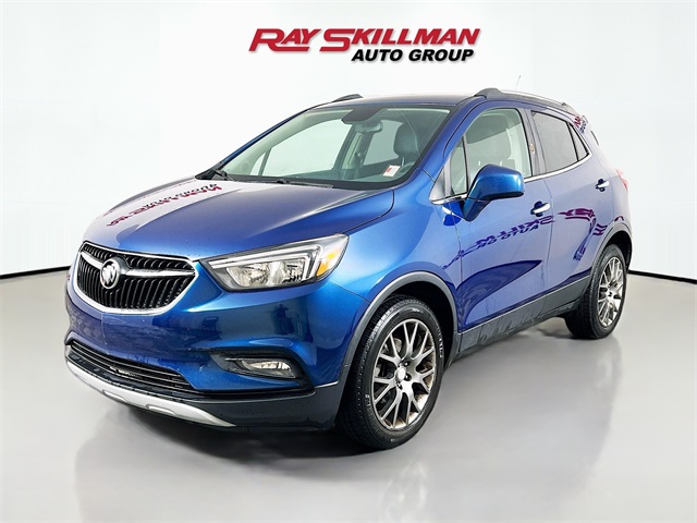 2020 Buick Encore Sport Touring photo 3