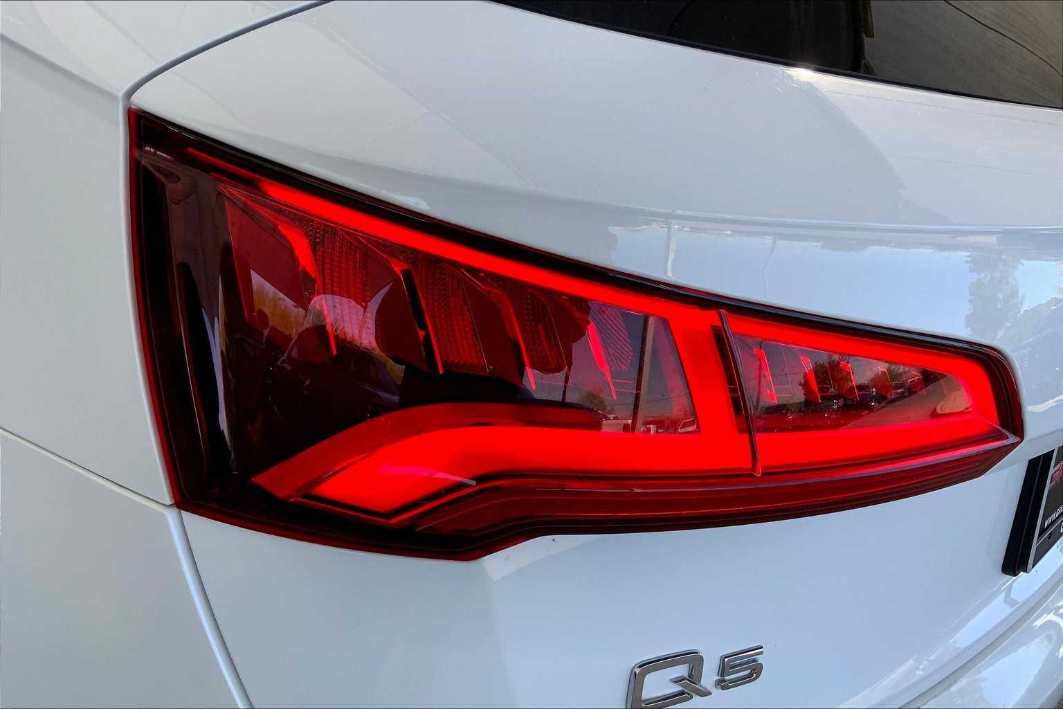 2018 Audi Q5 Premium Plus photo 27