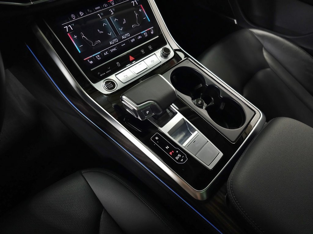 2023 AUDI Q7 - Image 32