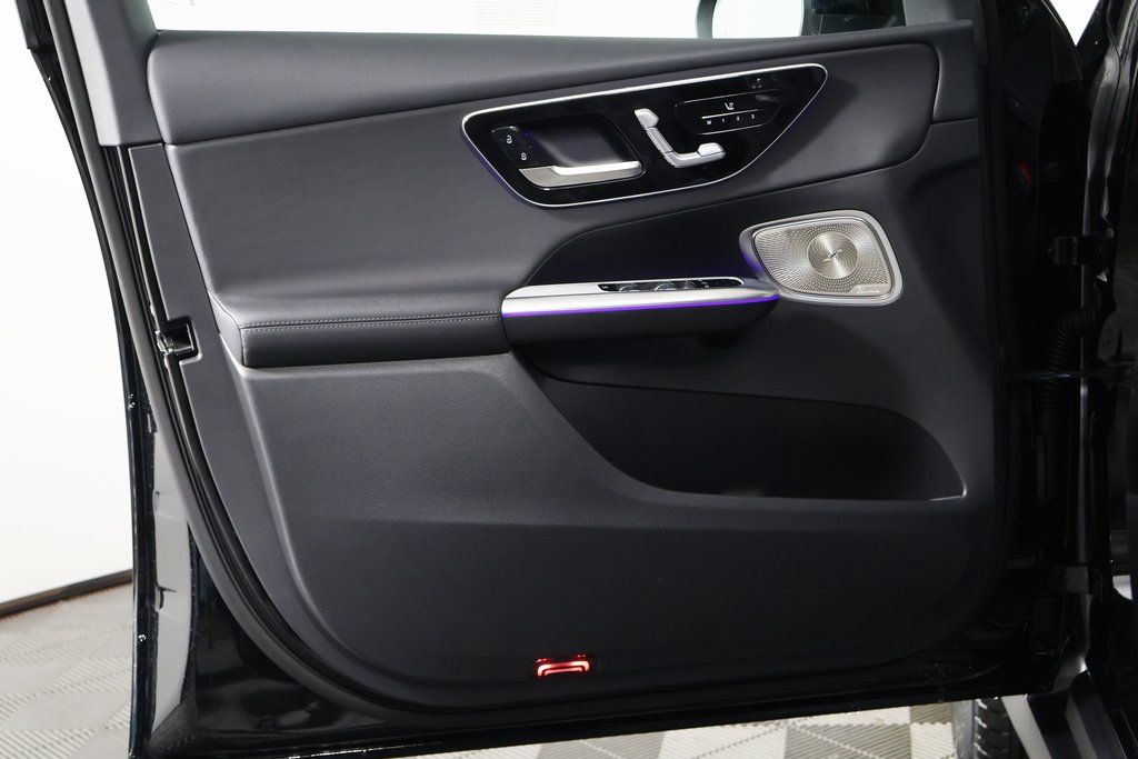 2026 Mercedes Benz GLC 300 4MATIC photo 6