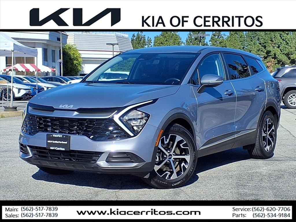 2023 Kia Sportage EX's photo