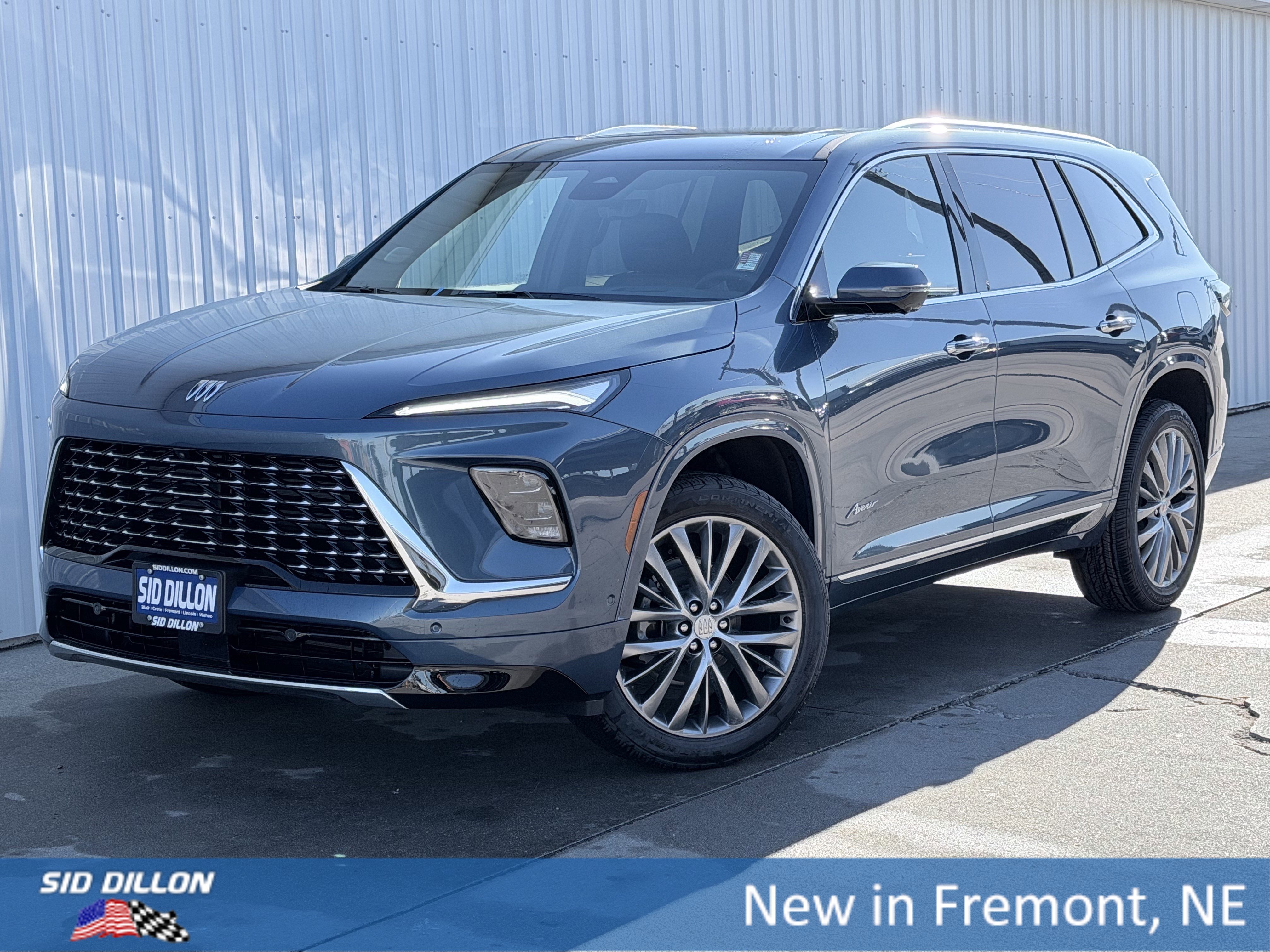 2026 Buick Enclave Avenir's photo