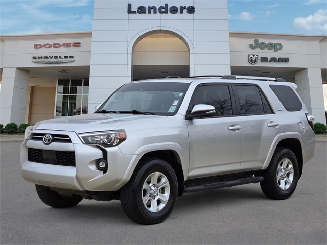 2023 Toyota 4Runner SR5 Premium's photo