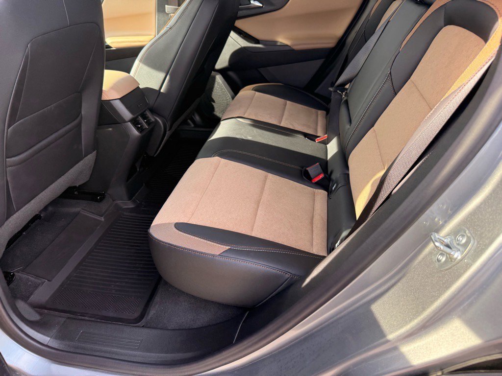 2026 Chevrolet Equinox ACTIV photo 3