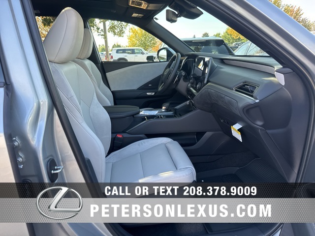 2025 Lexus TX 350 Luxury photo 10
