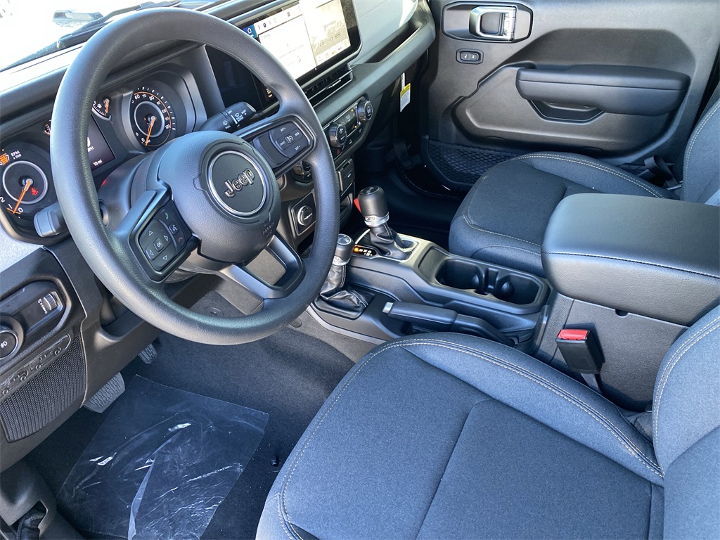2025 Jeep Wrangler Sport photo 11
