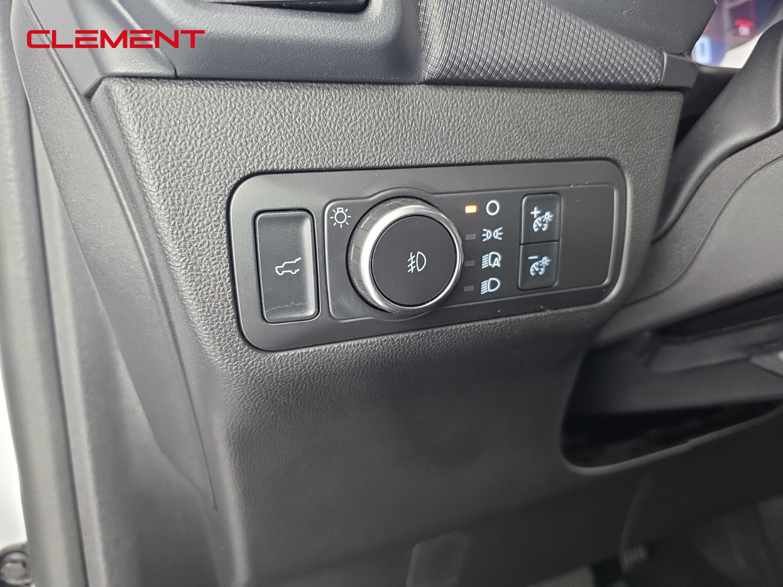 2021 Ford Bronco Sport Outer Banks photo 2