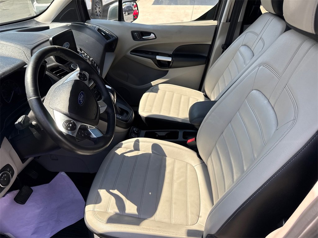 2019 Ford Transit Connect Titanium photo 9