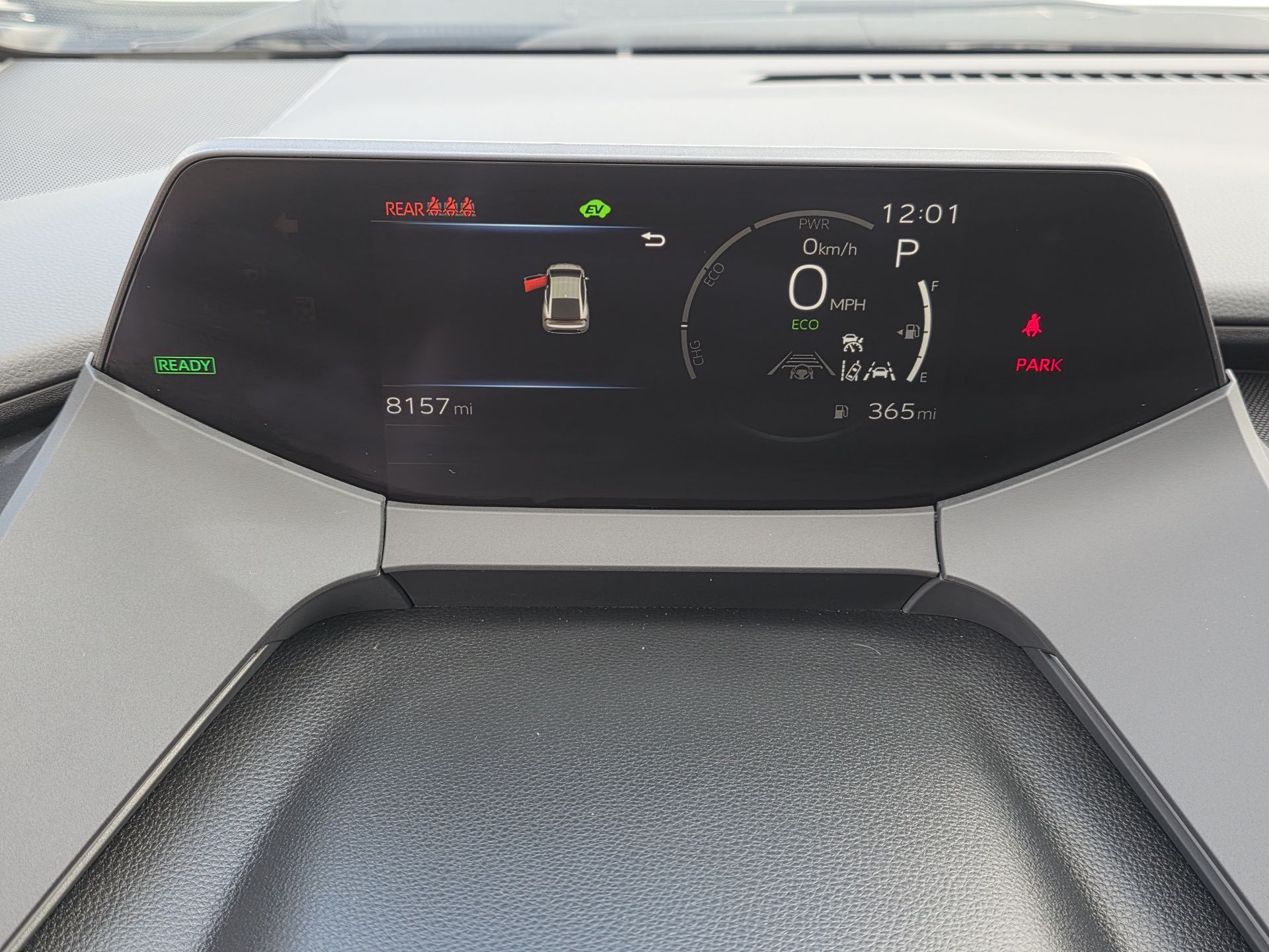 2024 Toyota Prius LE photo 12