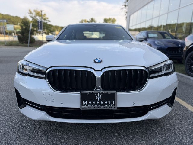 2023 Bmw 530i xDrive photo 2