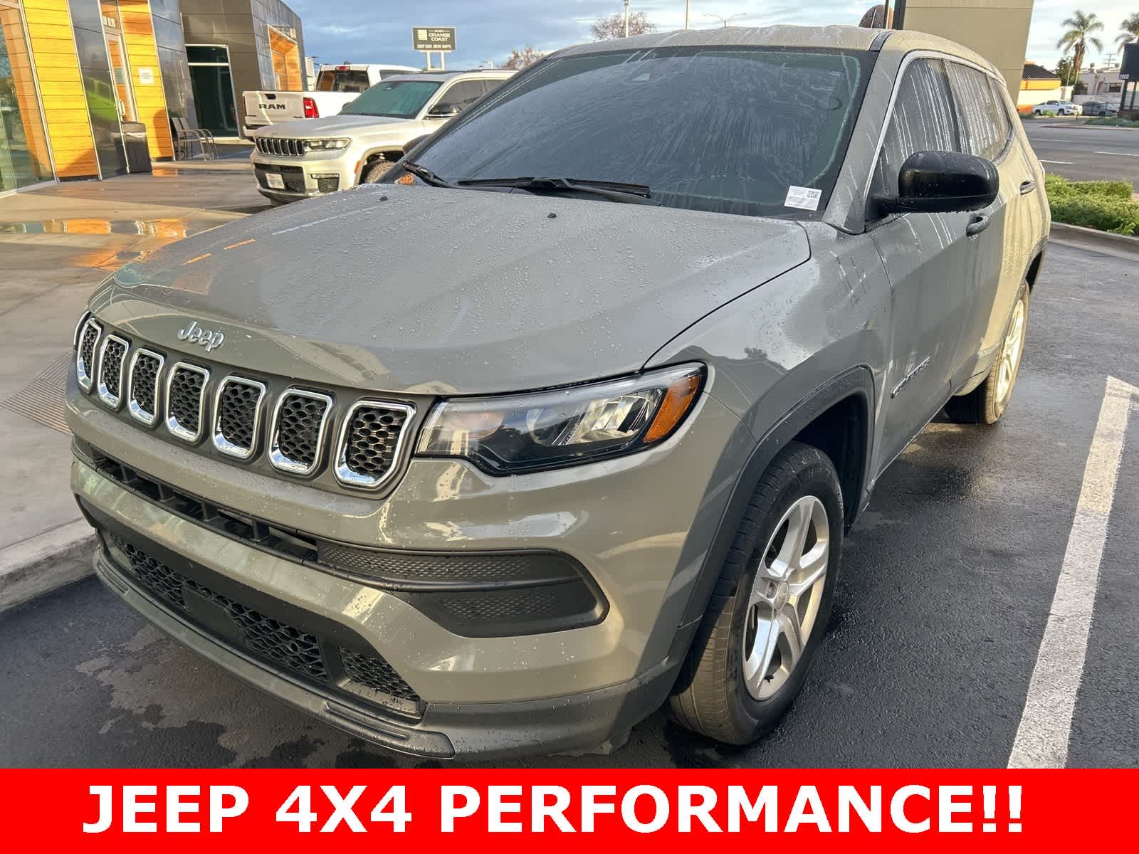 2023 Jeep Compass Sport's photo