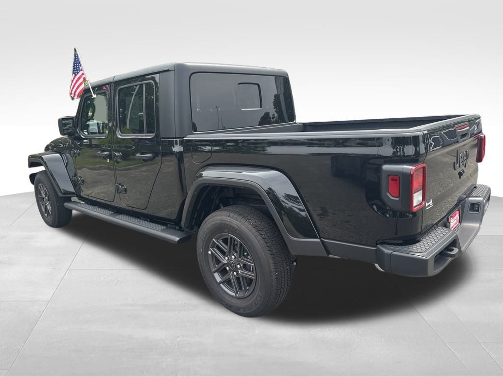 2024 Jeep Gladiator Sport photo 9