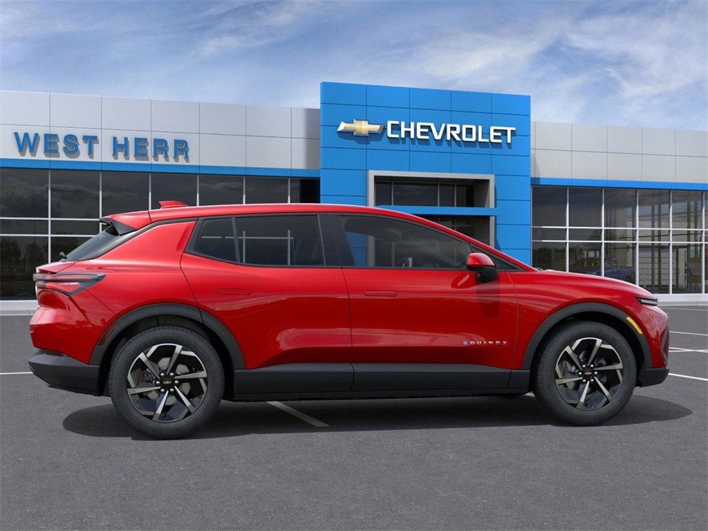 2026 Chevrolet Equinox EV 1LT photo 5