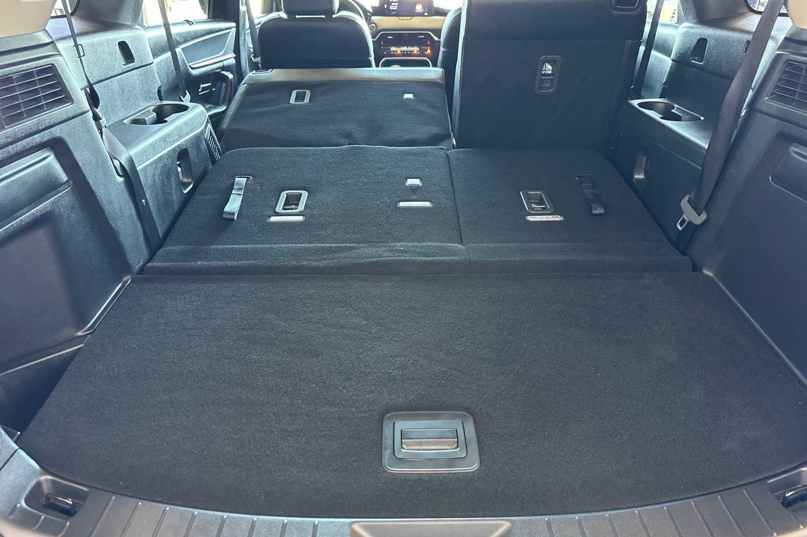 2024 Mazda CX-90 3.3 Turbo Preferred photo 18