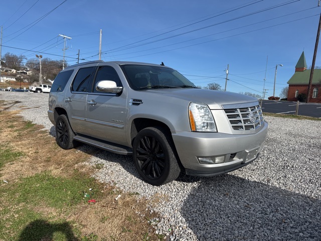 2011 Cadillac Escalade Base's photo