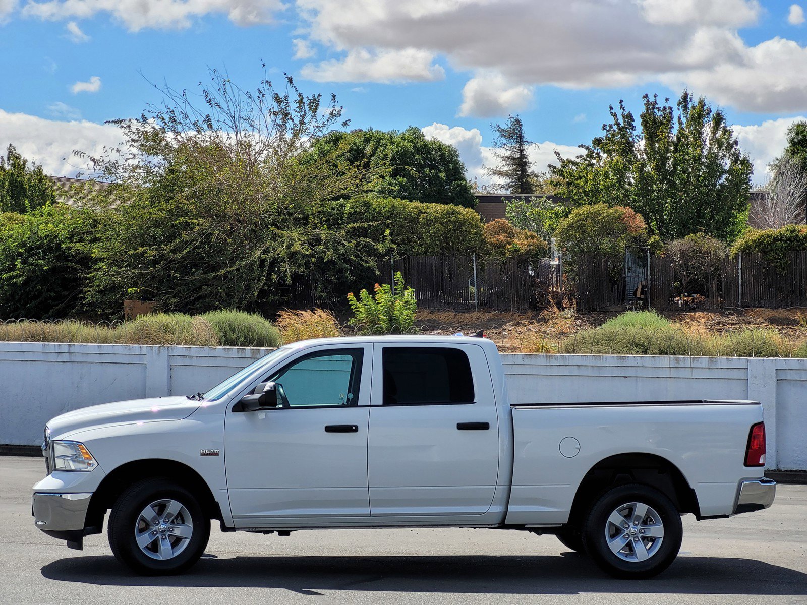 2023 Ram 1500 Classic SLT photo 7