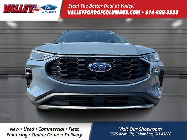 2026 Ford Escape ST-Line photo 7